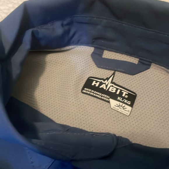 Men’s Habit Fishing Shirt - Picture 3 of 5